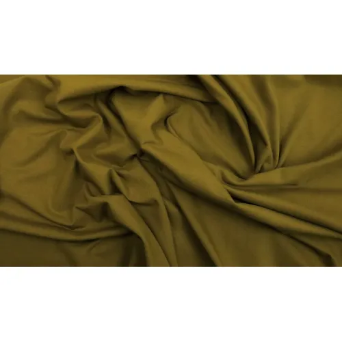 Úplet khaki