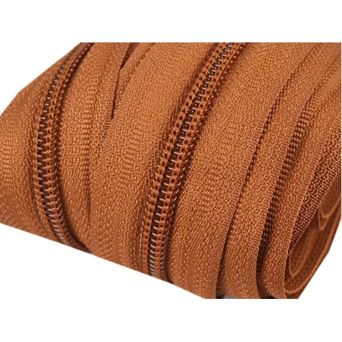 Zip spirálový v metráži 5mm hnědý Zip spirálový v metráži 5mm hnědý