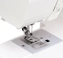 JANOME JUNO J100 (1)