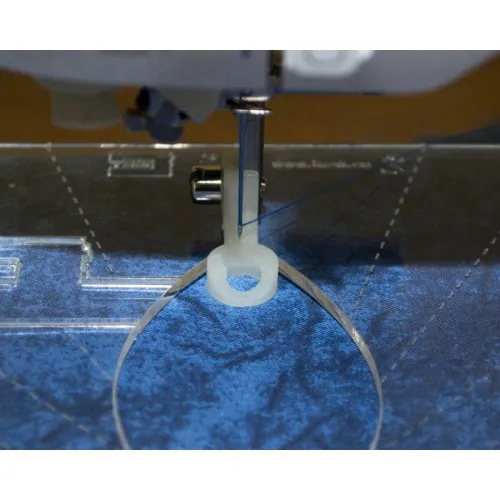 Quiltovací patka pro pravítka, velikost S