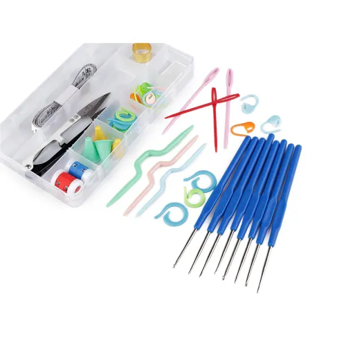 Sada háčků a pomůcek na háčkování v boxu viz foto 1 sada